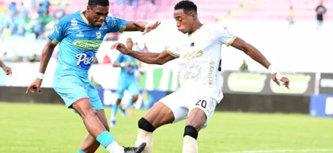 Triunfo de Jaguares sobre Llaneros -VizzorImage / Andres Felipe Lopez