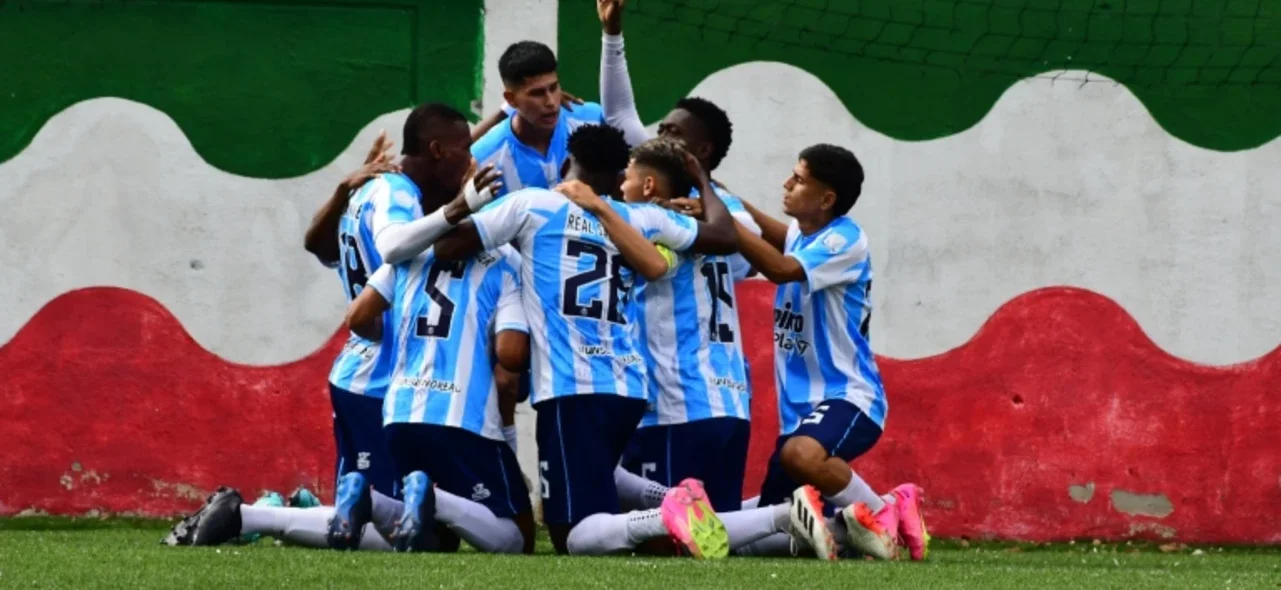 Bogotá perdió por goleada y se prepara para recibir a Llaneros - VizzorImage / Jose David Martinez