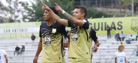 Águilas Doradas logró vencer 4-0 a Alianza /VizzorImage / Daniel Gallo