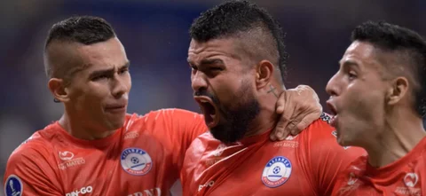 Jesús Figueroa marcó el tanto definitivo para el 3-3 de Cruzeiro vs. Alianza - AFP