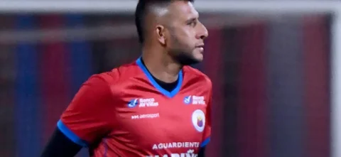 Diego Martínez - Arquero de Deportivo Pasto - VizzorImage