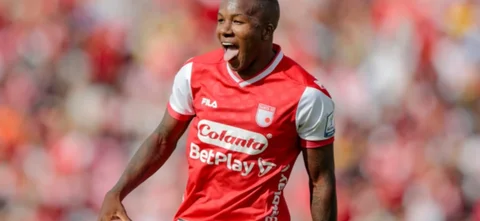 Francisco Chaverra - Delantero de Santa Fe - VizzorImage