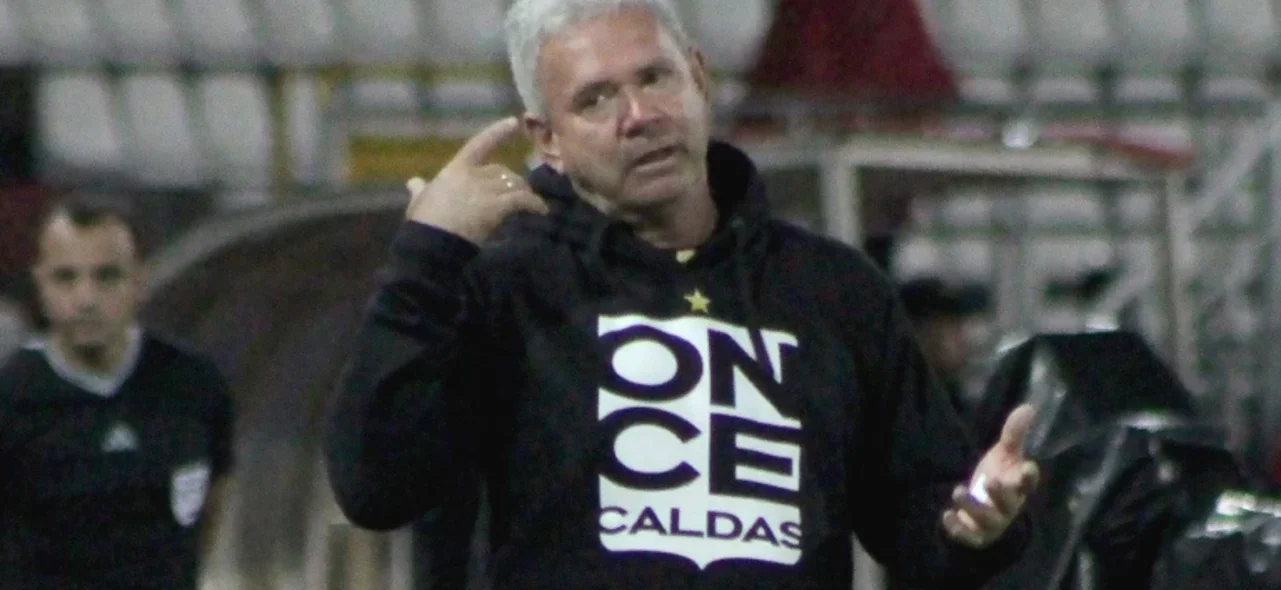 Hernán Darío 'El Arriero' Herrera - Entrenador de Once Caldas - VizzorImage