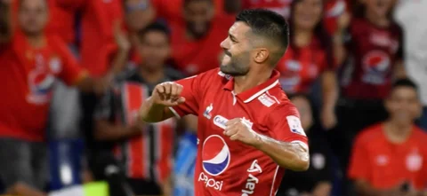 Iago Falque con América de Cali - VizzorImage