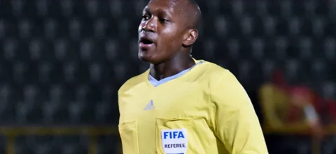 Jhon Hinestroza - Árbitro del Santa Fe vs. Nacional - VizzorImage