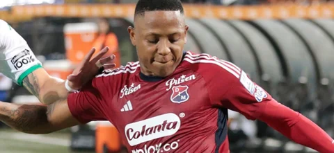 Jhon Vásquez - Delantero de Medellín - VizzorImage