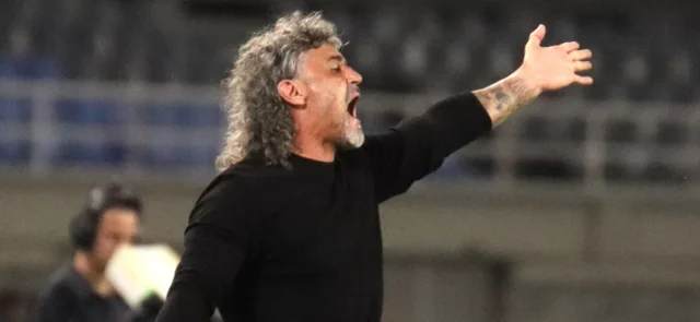 Leonel Álvarez - Entrenador de Deportivo Pereira - VizzorImage