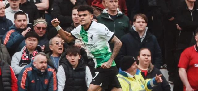 Joyita de Luis Díaz en Old Trafford / Foto Liverpool