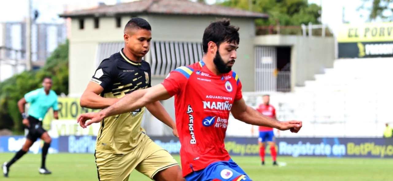 Pasto le dio una 'cachetada' a Águilas | Foto: VizzorImage / Daniel Gallo