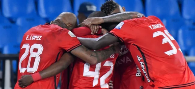 América de Cali llega de vencer 4-1 a Junior y Medellín - VizzorImage