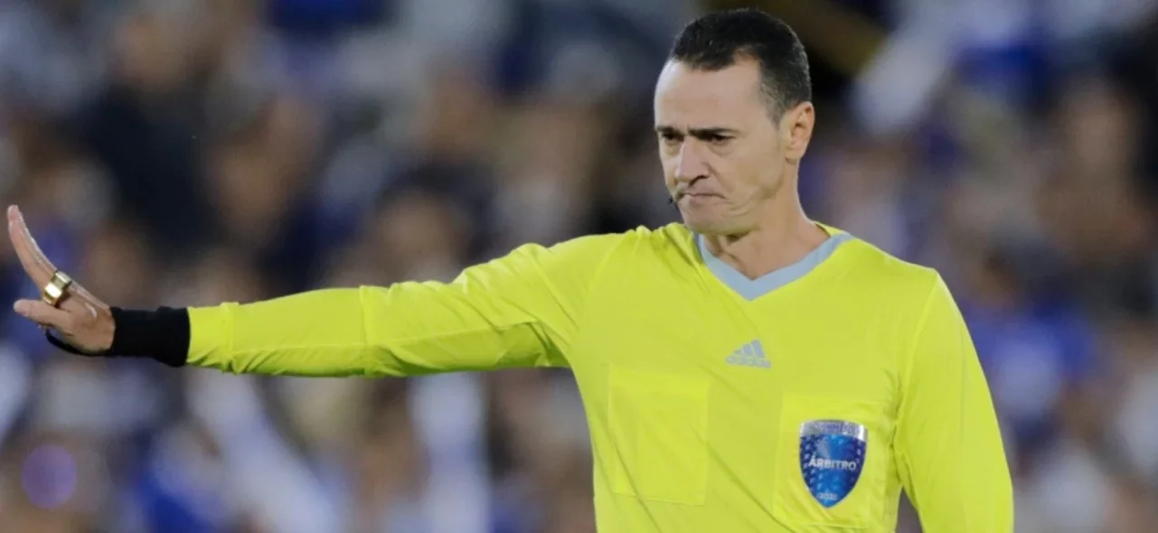 Roldán fue designado para el duelo Medellín vs. Nacional - VizzorImage