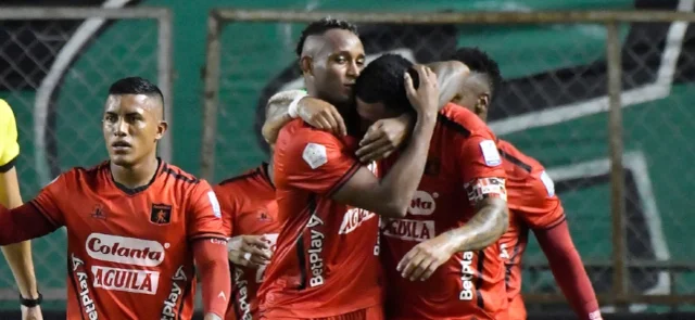 América | Marcela Gómez reveló diálogos con tres entrenadores colombianos / VizzorImage / Gabriel Aponte