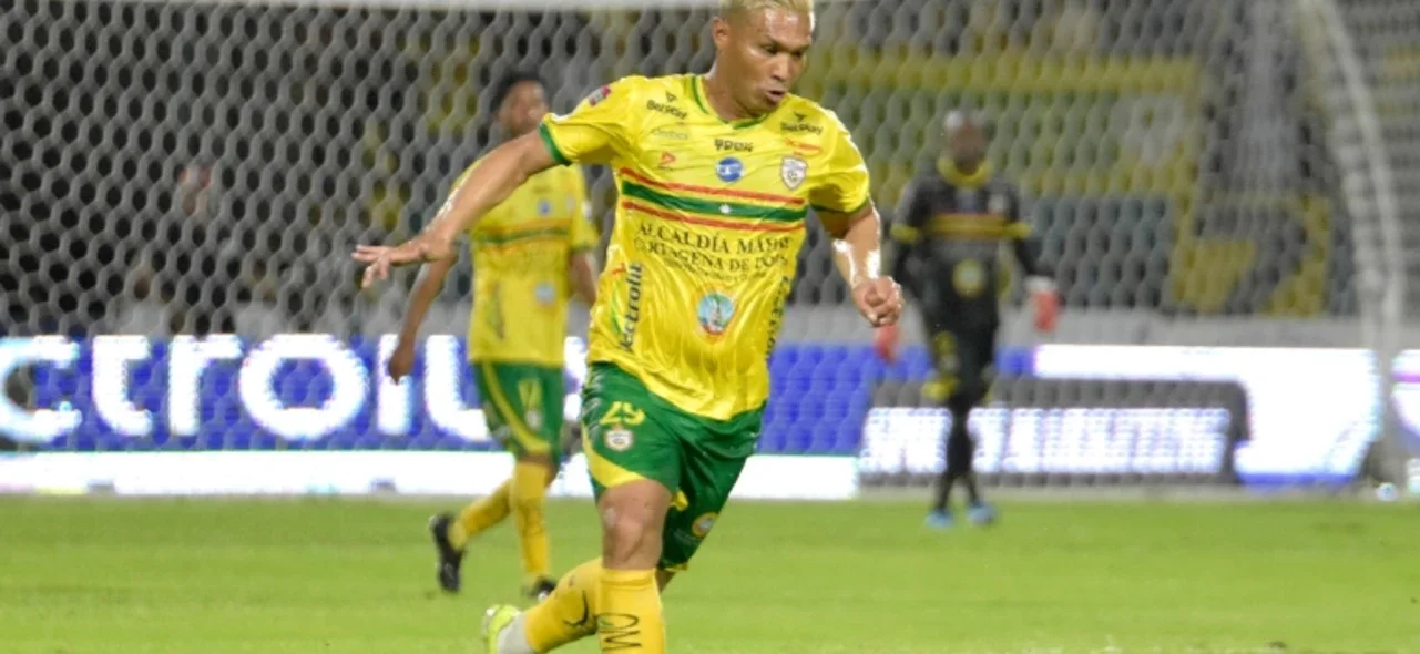 Teófilo Gutiérrez comandó la victoria por 2 a 0 - VizzorImage / Javier Garcia