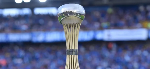 Trofeo de que se le entrega al campeón de la Liga BetPlay / VizzorImage/ Gabriel Aponte