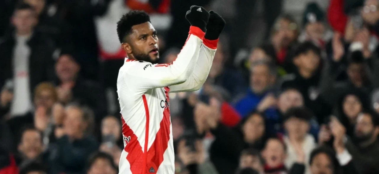 Nuevo gol de Borja con River Plate / AFP