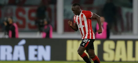 Nuevo gol de Edwin Cetré con Estudiantes / AFP