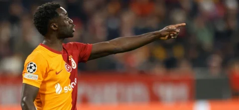 Davinson Sánchez es campeón con Galatasaray de Turquía / AFP