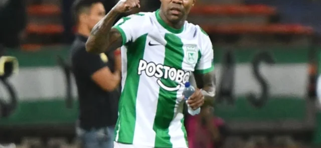 Dorlan Pabón con la camiseta de Atlético Nacional - VizzorImage