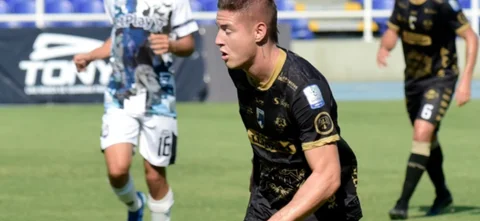 Federico Arbeláez - Defensor de Llaneros - VizzorImage