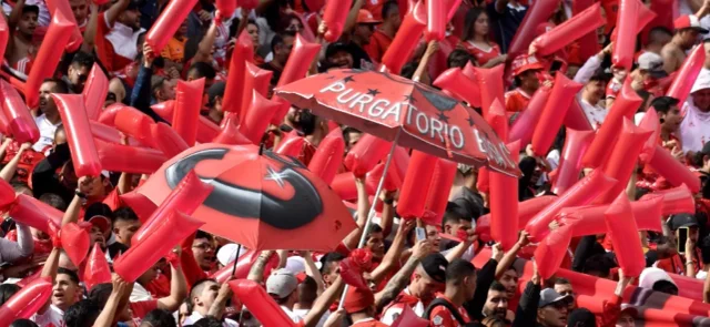 Hinchas de América de Cali - VizzorImage