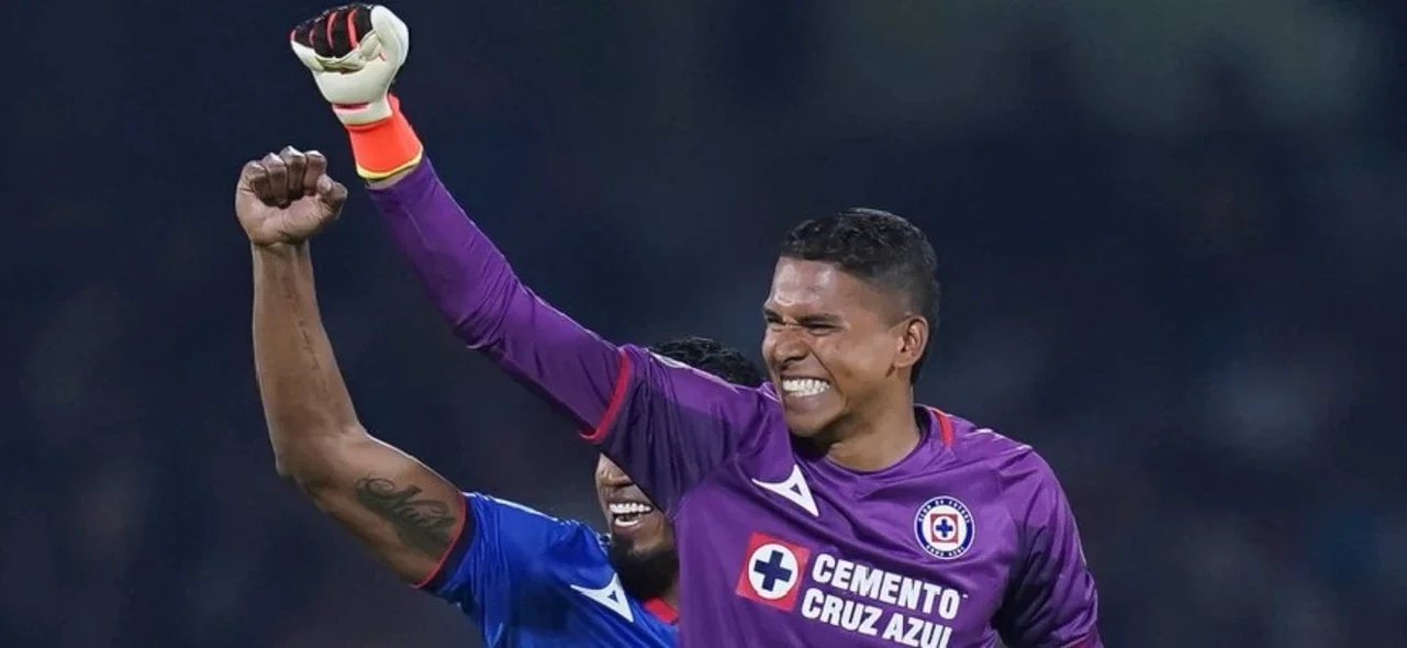 Kevin Mier - Arquero colombiano de Cruz Azul - X: @LigaBBAMX