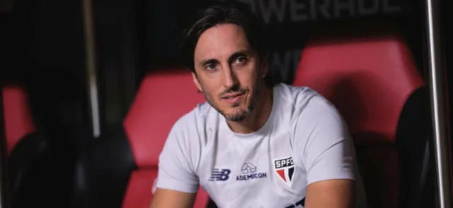 Luis Zubeldía es entrenador de Sao Paulo desde abril de 2024 - AFP
