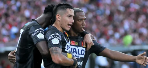 Pereira derrotó a Junior en el Metro / VizzorImage / Jesus Rico