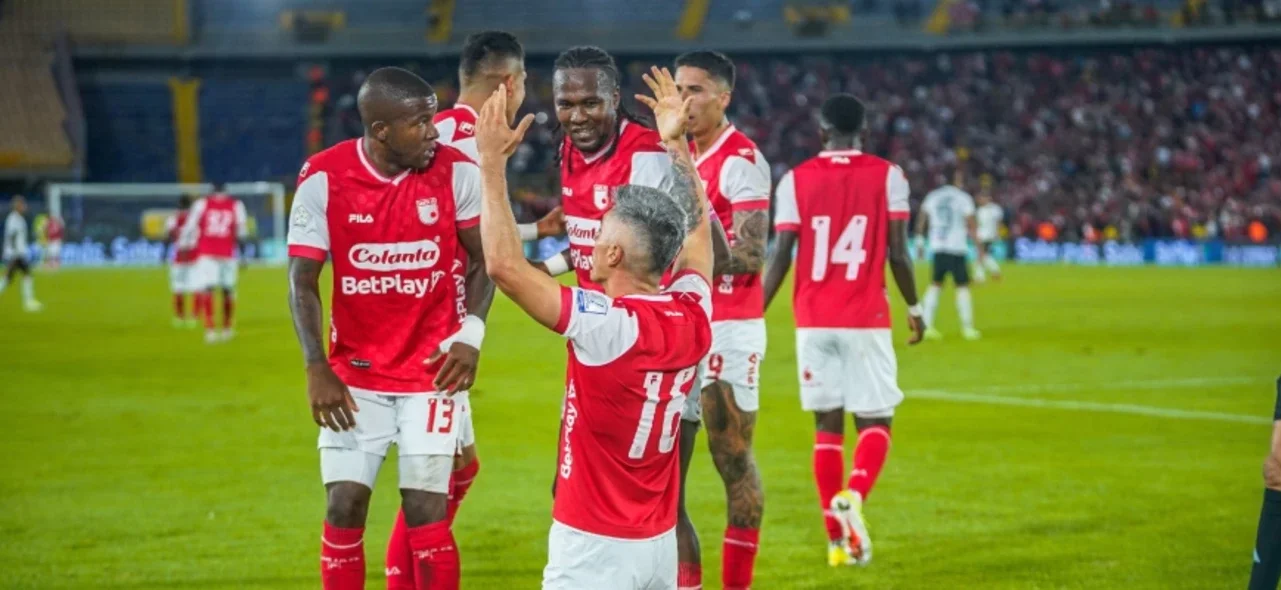 Santa Fe sigue lider del grupo B al vencer a Once Caldas / VizzorImage / Diego Cuevas