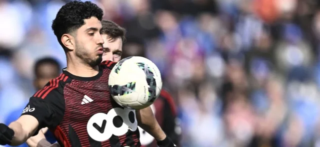 Steven Alzate regresa a Brighton & Hove Albion / AFP