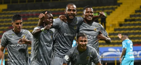 Tigres derrotó 4-3 a Jaguares por la ida de la fase 3 de Copa - VizzorImage