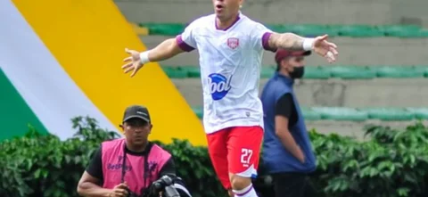 Unión sigue líder del grupo B / VizzorImage / Ricardo Vejarano