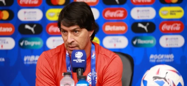 Daniel Garnero elogío a James Rodríguez / AFP