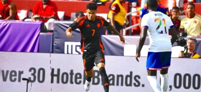 Luis Díaz viene de jugar 71 minutos con Colombia en el amistoso contra Estados Unidos / FCF