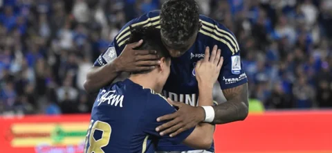 Millonarios y Junior midieron fuerzas en el 'Coloso de la 57' - VizzorImage / Luis Ramirez