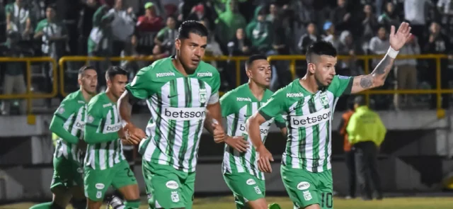 Atlético Nacional venció 3-1 a Sporting Cristal en su amistoso internacional del 27 de junio / VizzorImage / Santiago Leguizamon