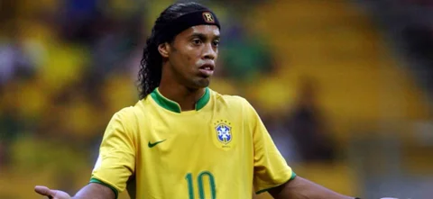 Ronaldinho fue incluido en el equipo estelar de la Copa del Mundo de 2002 / AFP