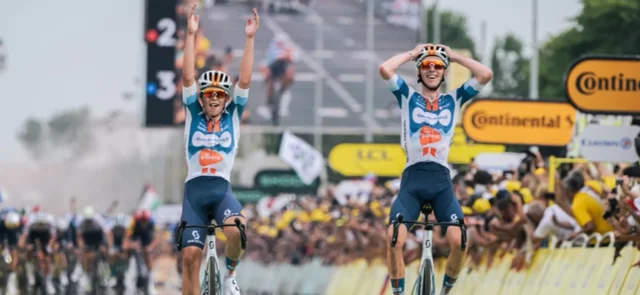 Romain Bardet ganador de la primera etapa del Tour de Francia - @LeTour
