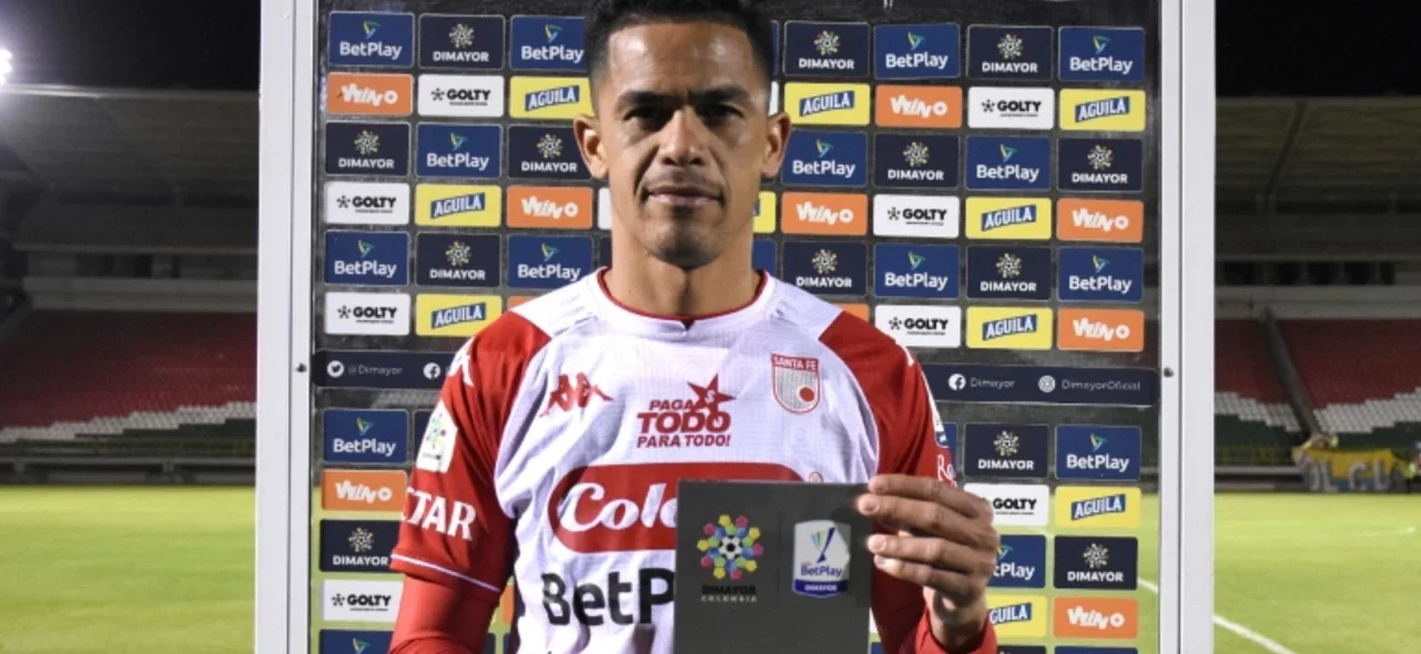 Yulián Anchico - VizzorImage / Macgiver Baron