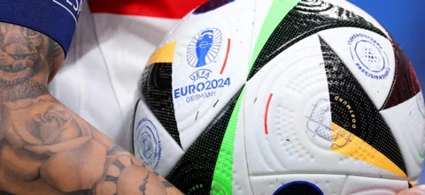 Balón oficial de la Eurocopa 2024 - X: @EURO2024
