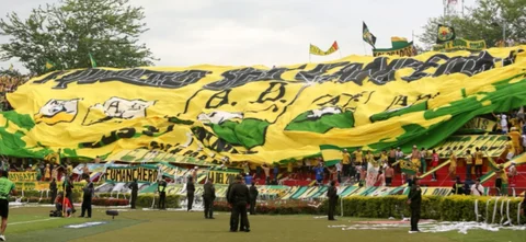 Bandera de Bucaramanga para el juego ante Pereira - VizzorImage