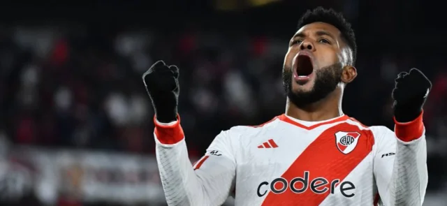 Miguel Borja se reportó con triplete en triunfo de River / Foto River