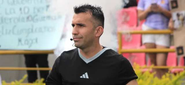 Carlos Betancur - Árbitro de la final Santa Fe vs. Bucaramanga - VizzorImage