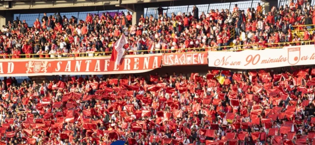 Hinchada de Santa Fe - VizzorImage