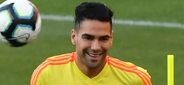 Radamel Falcao con la camiseta de Colombia - AFP