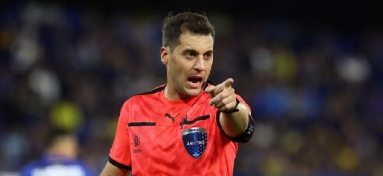 Gustavo Tejera - Árbitro FIFA de Uruguay - AFP