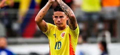James Rodríguez con la camiseta de la selección Colombia - FCF