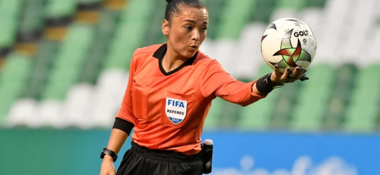 Jenny Arias - Árbitra de Medellín vs. Cali Femenino - VizzorImage