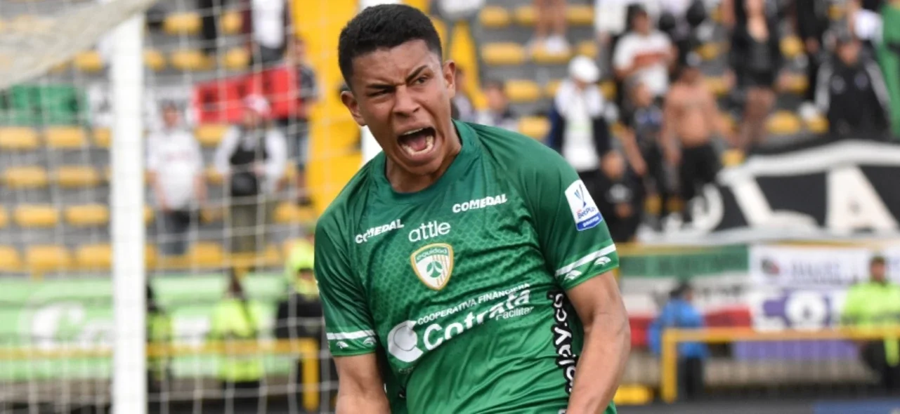 Johan Rojas celebra gol con La Equidad - VizzorImage