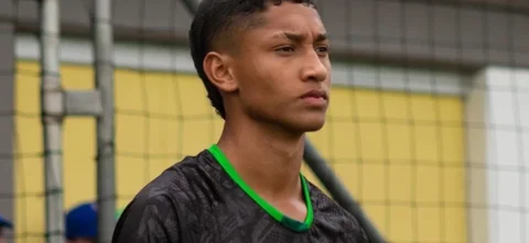 Juan José Cataño - Capitán del equipo Sub 15 de la Liga de Antioquia - Instagram: @juancatano10