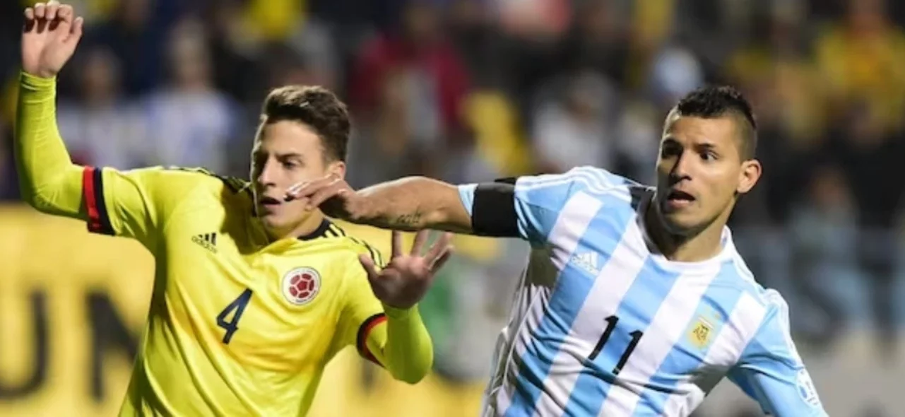 Sergio 'Kun' Agüero destacó el nivel de Luis Díaz / AFP